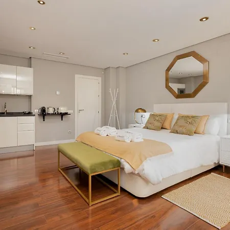 Apartment C30 Deluxe Studio With Terrace Into Cathedral Square Málaga