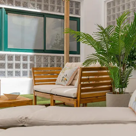C30 Deluxe Studio With Terrace Into Cathedral Square Apartment Malaga