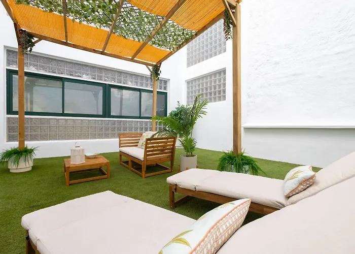 C30 Deluxe Studio With Terrace Into Cathedral Square Διαμέρισμα Μάλαγα