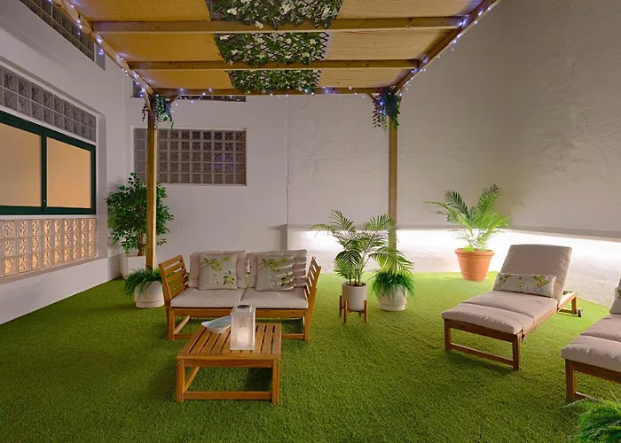 C30 Deluxe Studio With Terrace Into Cathedral Square Μάλαγα